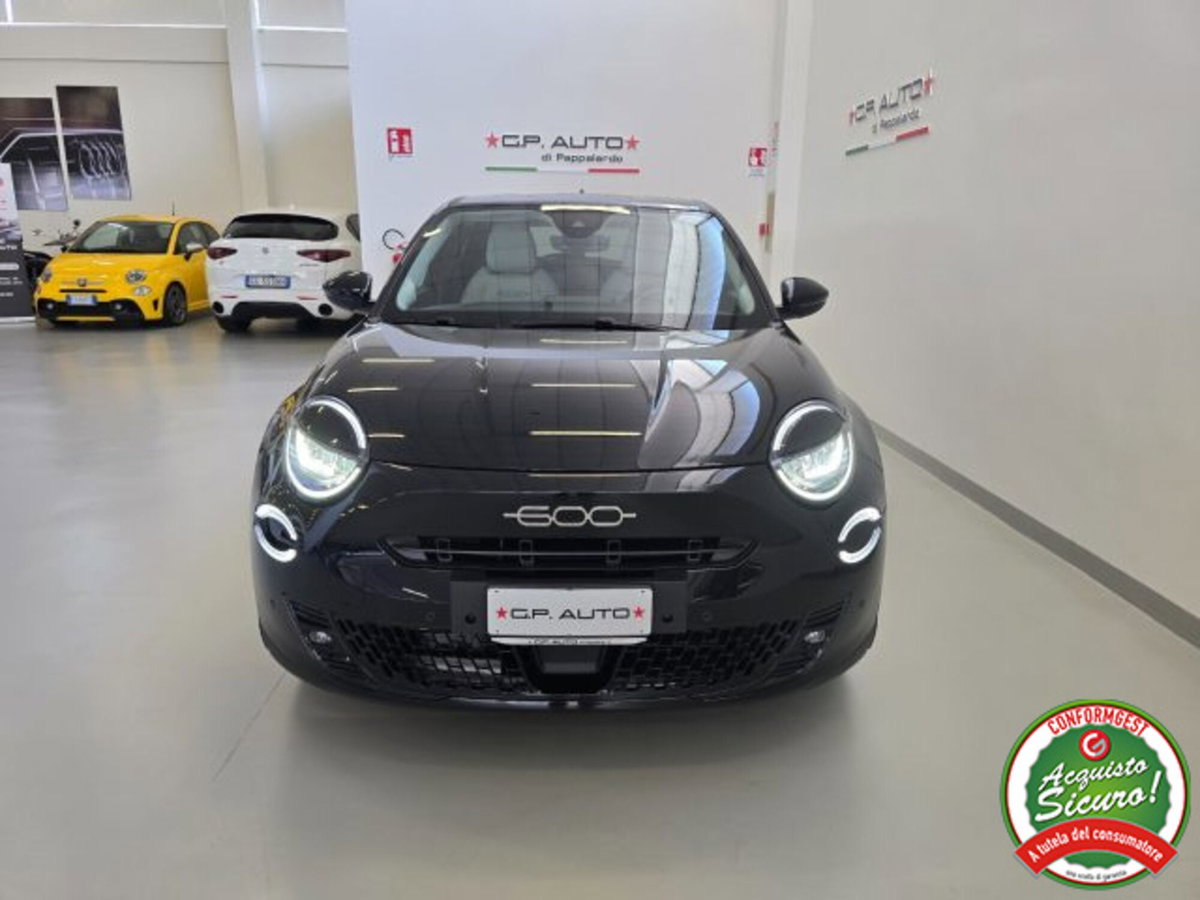 Fiat 600 1.2 hybrid La Prima 145cv auto (2)