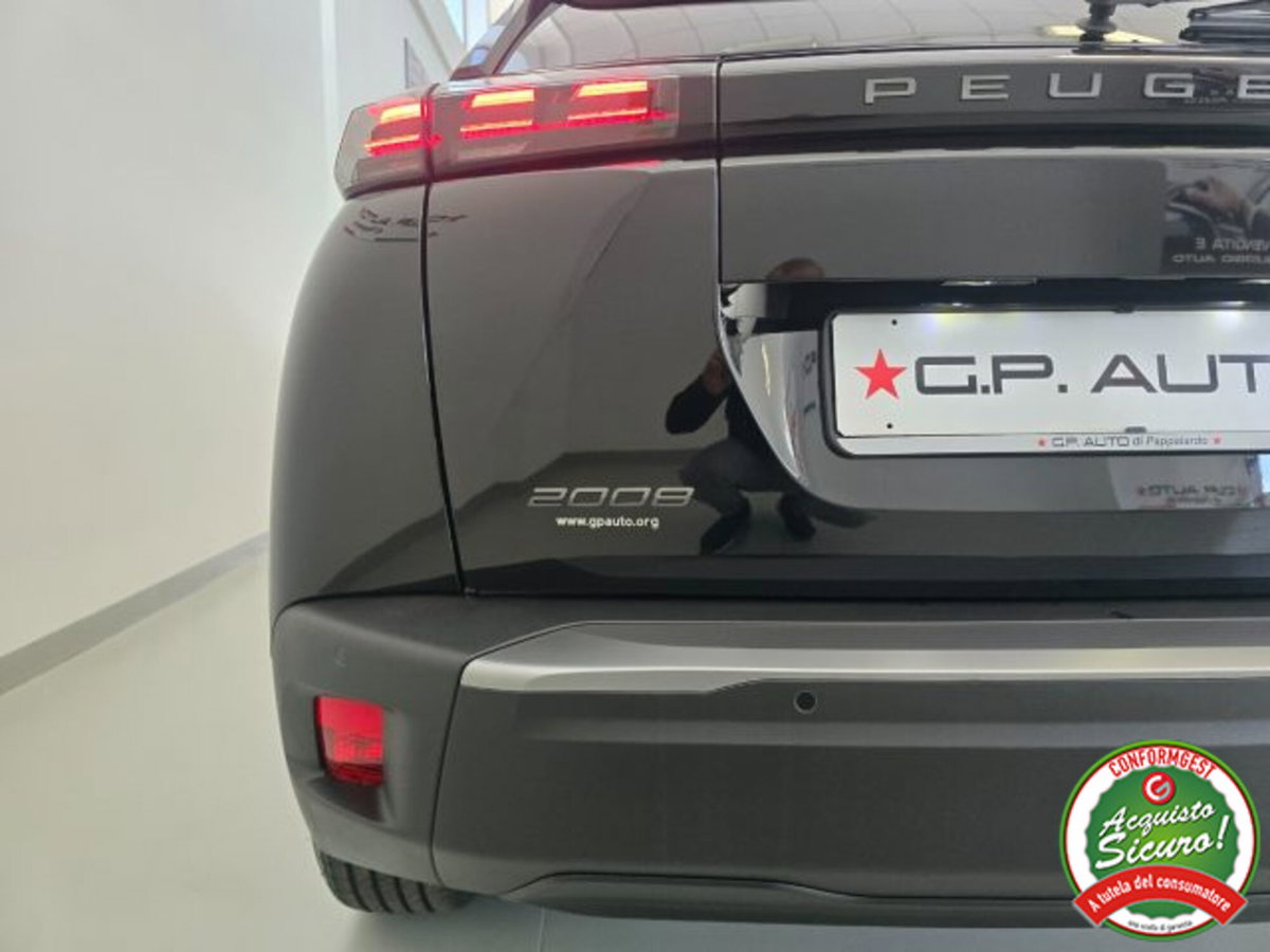 Peugeot 2008 PureTech 100 S&S Allure (7)