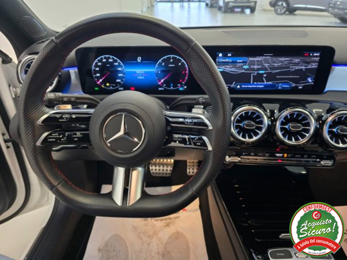 Mercedes-Benz Classe A 200 d AMG Line Premium Plus auto (11)