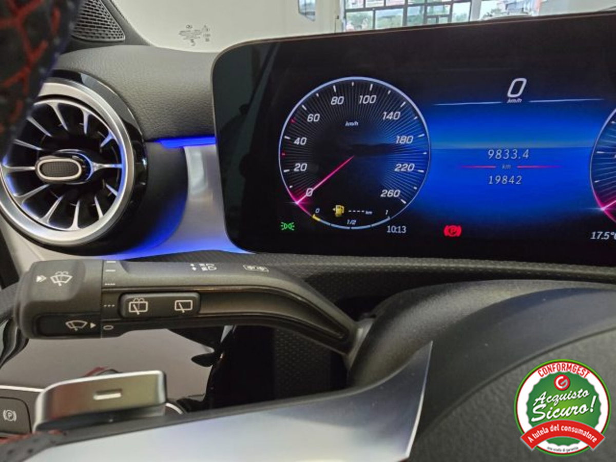 Mercedes-Benz Classe A 200 d AMG Line Premium Plus auto (16)