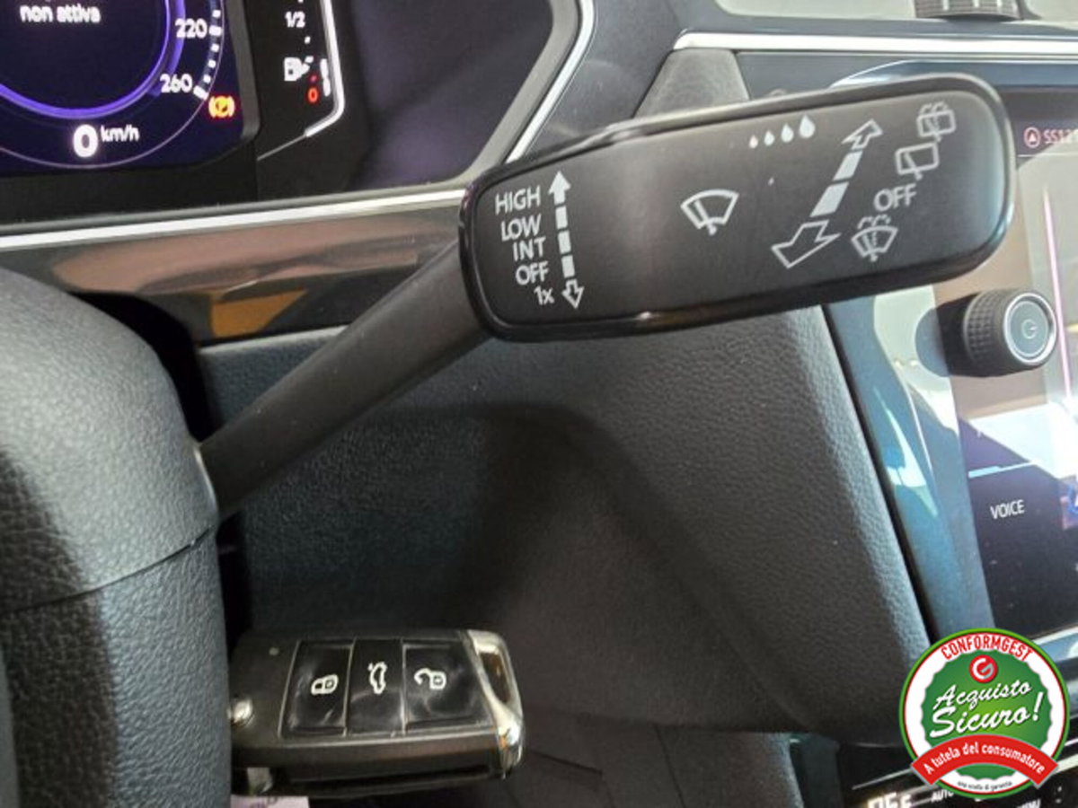 Volkswagen Tiguan 1.4 TSI eHYBRID DSG R-Line (14)