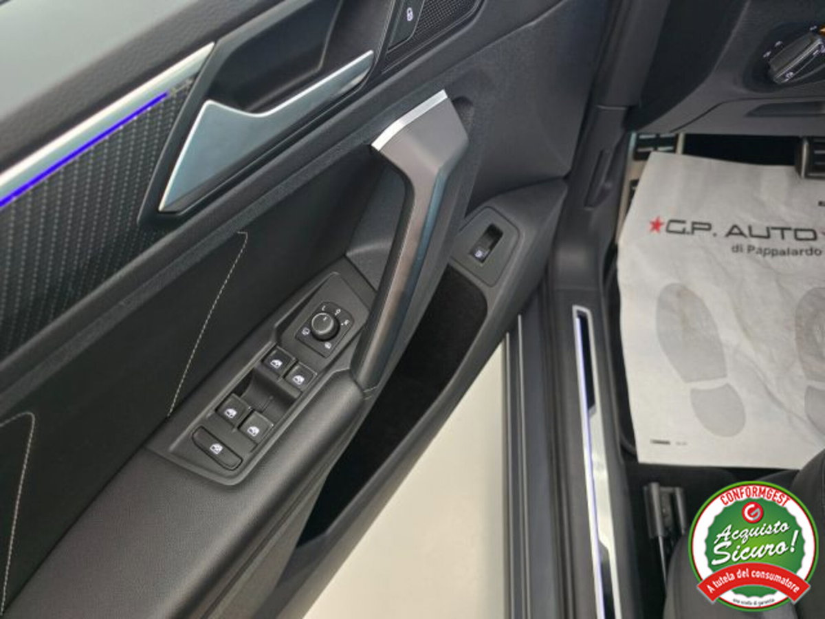 Volkswagen Tiguan 1.4 TSI eHYBRID DSG R-Line (19)