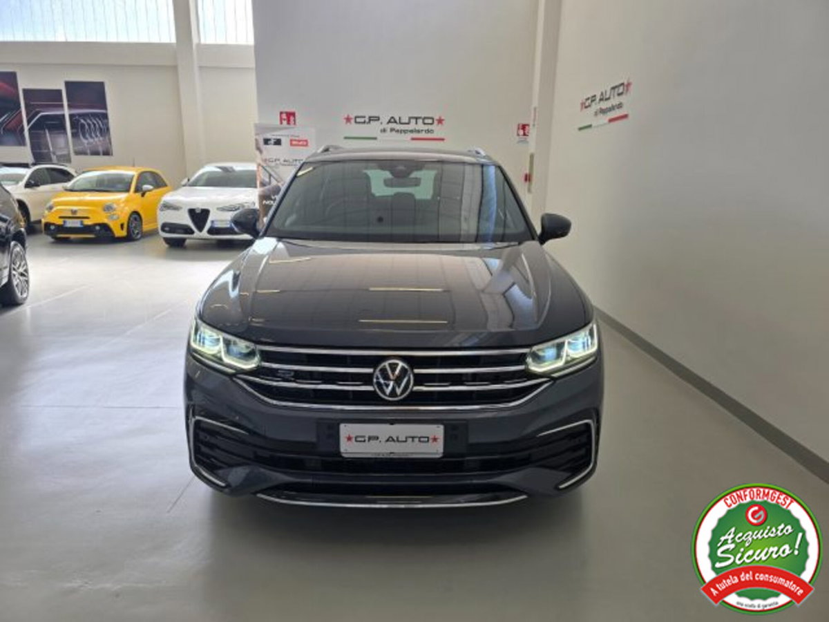 Volkswagen Tiguan 1.4 TSI eHYBRID DSG R-Line (2)