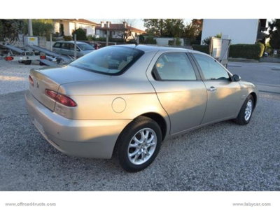 Alfa Romeo 156 SportWagon 1.9 JTD 16V Sportwagon Exclusive (2)