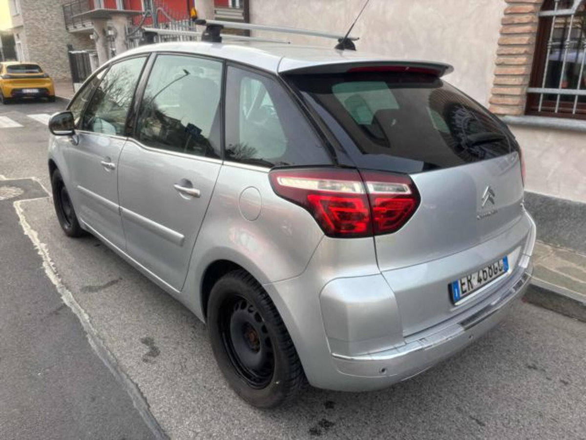 Citroen C4 Picasso 1.6 HDi 110 FAP Business (4)