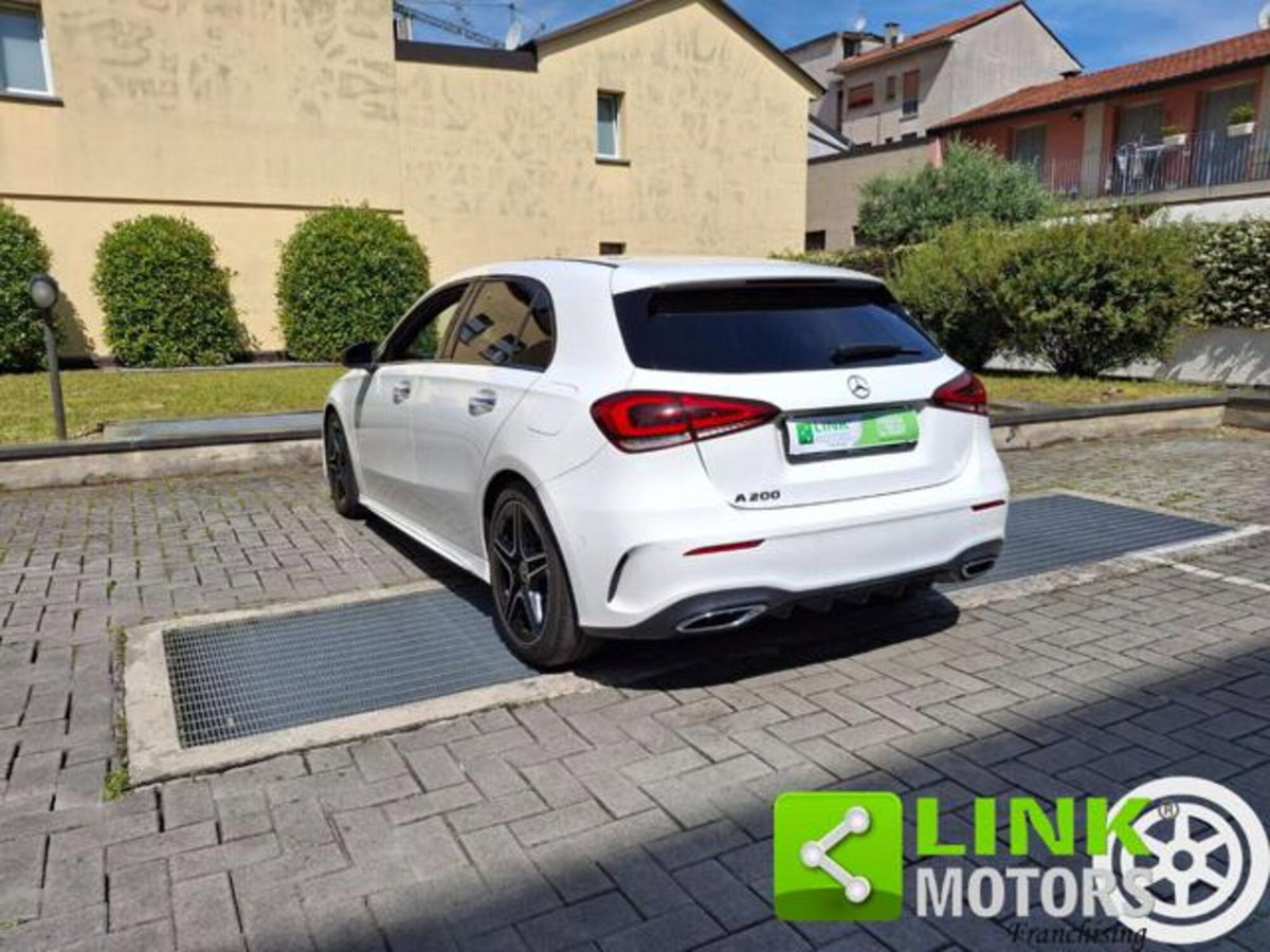 Mercedes-Benz Classe A 200 Premium (11)