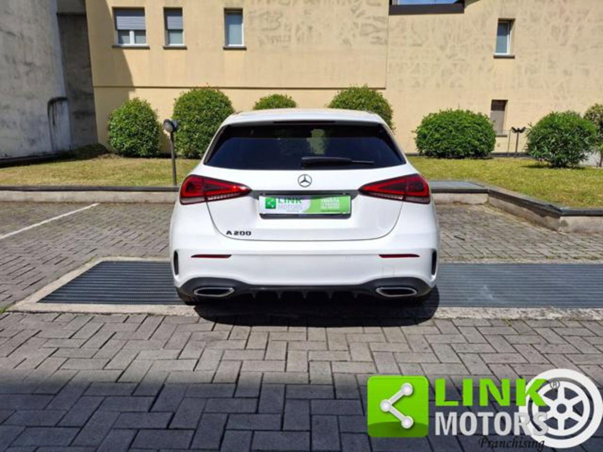 Mercedes-Benz Classe A 200 Premium (12)