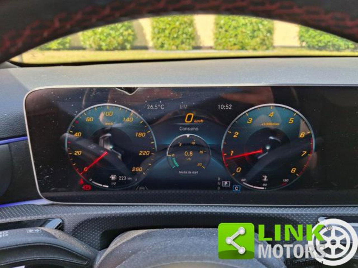 Mercedes-Benz Classe A 200 Premium (7)