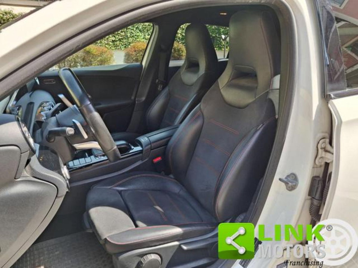 Mercedes-Benz Classe A 200 Premium (8)