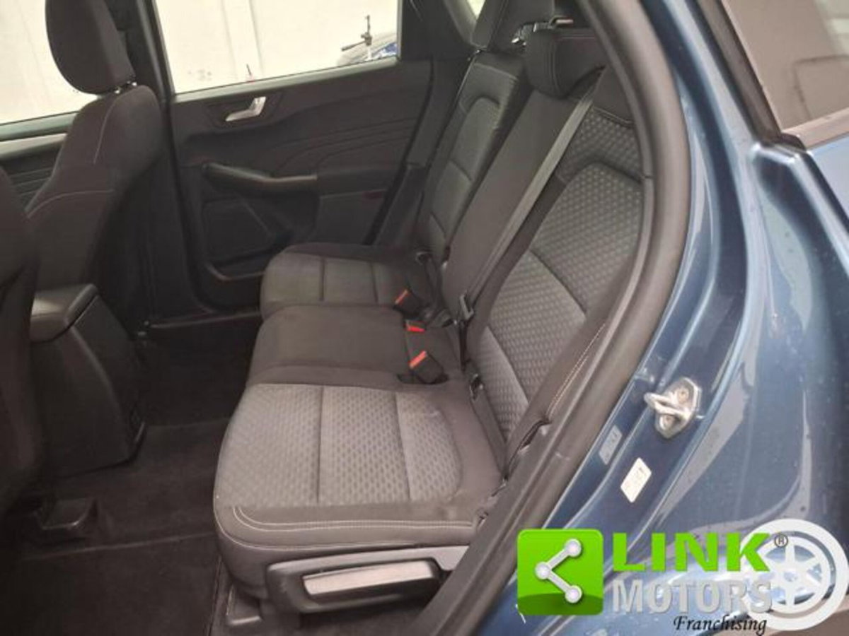 Ford Kuga 1.5 EcoBlue 120 CV 2WD ST-Line (9)