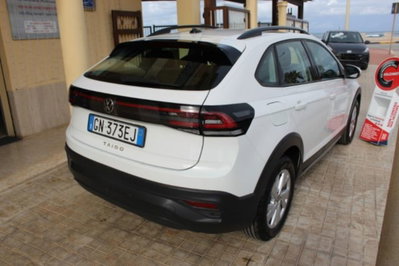 Volkswagen Taigo 1.0 tsi Life 95cv (4)