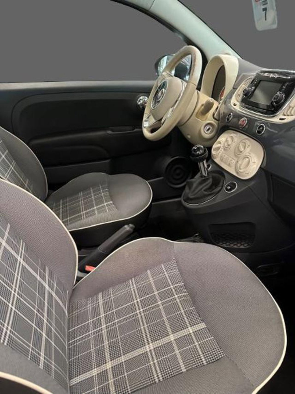 Fiat 500 1.3 Multijet 16V 95 CV Lounge (2)