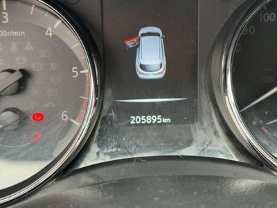 Nissan Qashqai 1.6 dCi 2WD 360 (9)