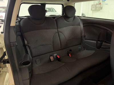 MINI Mini Clubman 1.6 16V Cooper D Clubman (11)
