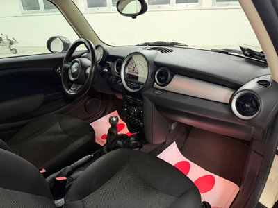 MINI Mini Clubman 1.6 16V Cooper D Clubman (14)