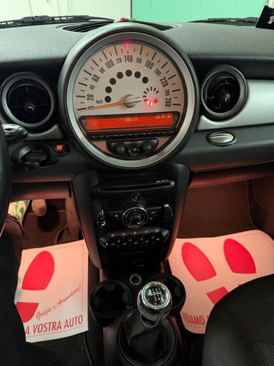 MINI Mini Clubman 1.6 16V Cooper D Clubman (19)
