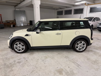 MINI Mini Clubman 1.6 16V Cooper D Clubman (2)