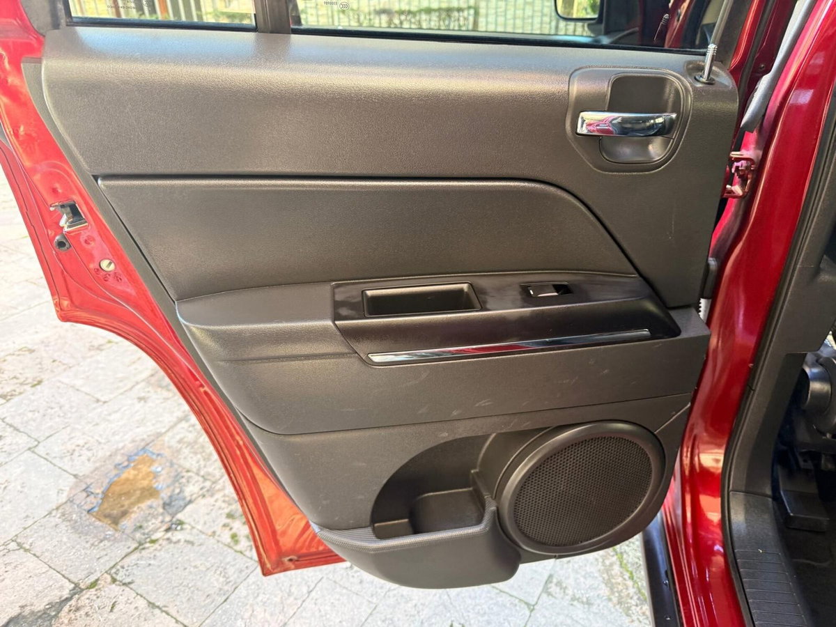 Jeep Compass 2.2 CRD Limited (19)