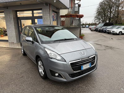 Peugeot 5008 1.6 HDi 115CV Business usata