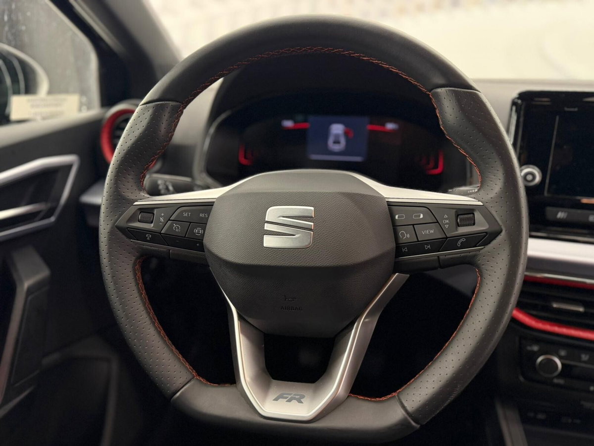 SEAT Ibiza 1.0 ecotsi Business 95cv (16)