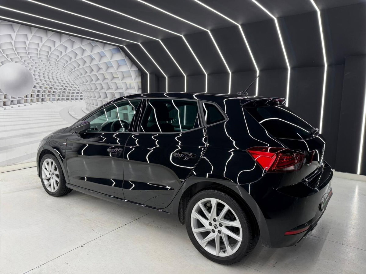 SEAT Ibiza 1.0 ecotsi Business 95cv (3)