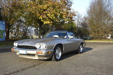 Jaguar XJS 4.0 cat Convertible (10)