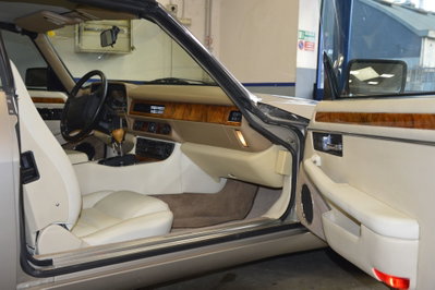 Jaguar XJS 4.0 cat Convertible (16)