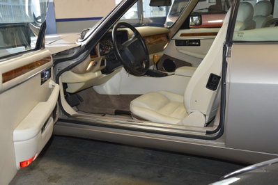 Jaguar XJS 4.0 cat Convertible (19)
