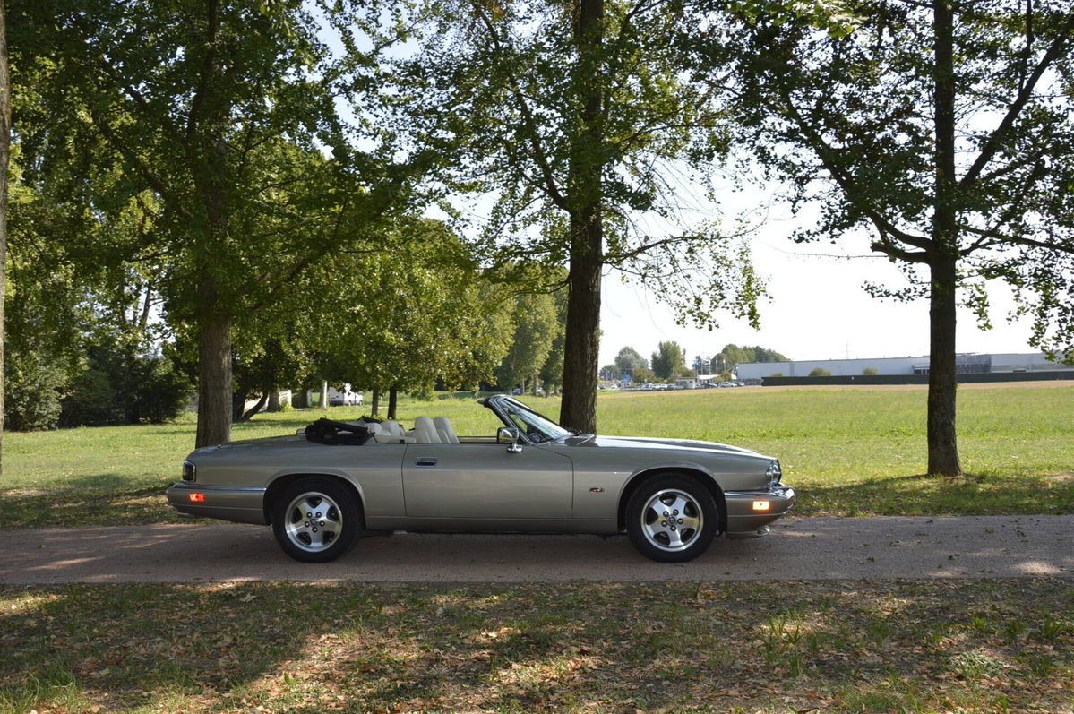 Jaguar XJS 4.0 cat Convertible (4)