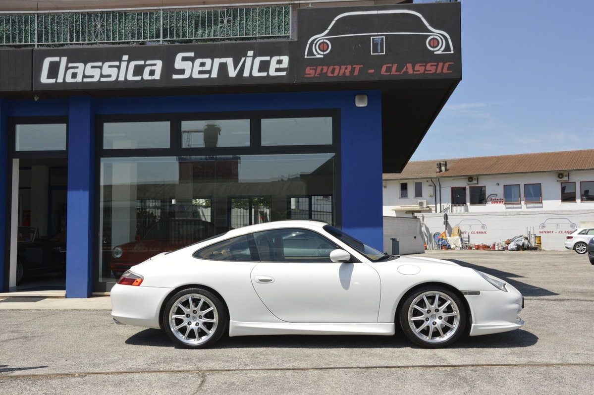 Porsche 911 Coupé Carrera cat (3)