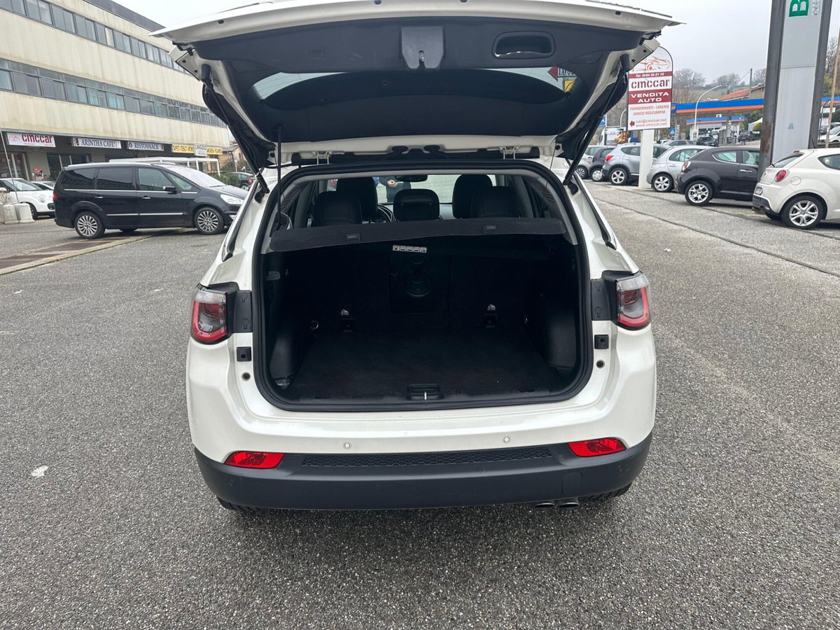 Jeep Compass 1.6 Multijet II 2WD Limited (8)