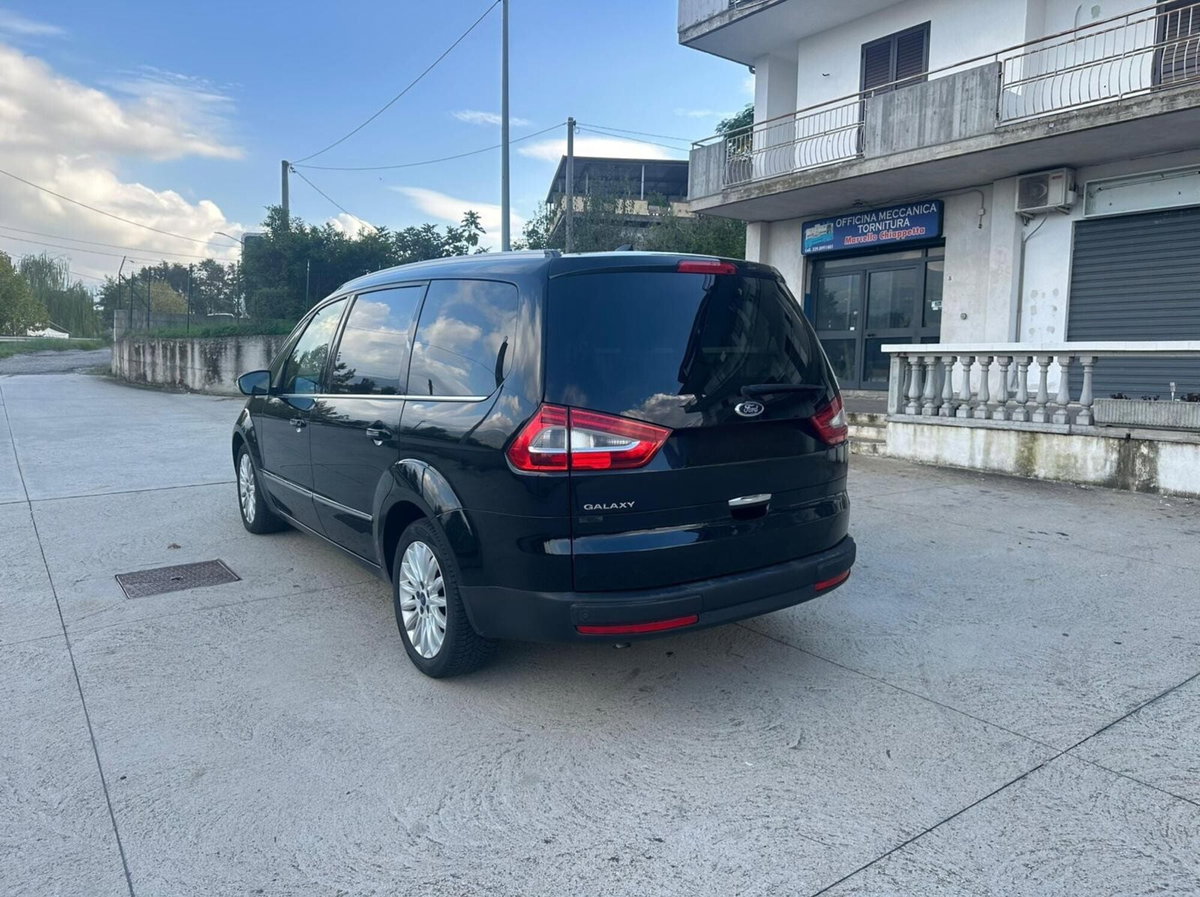 Ford Galaxy 2.0 TDCi 163 CV Powershift New Titanium (5)