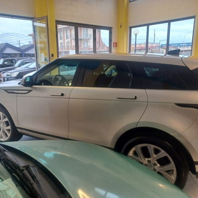 Land Rover Range Rover Evoque 2.0D I4-L.Flw 150 CV AWD Auto R-Dynamic (11)