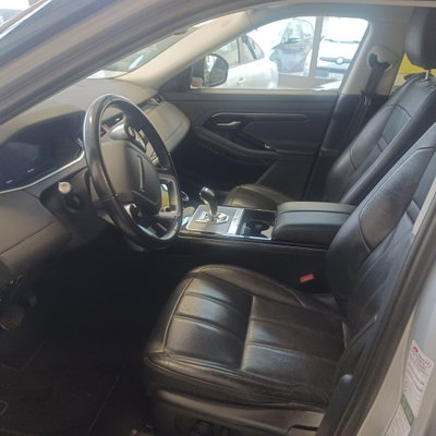Land Rover Range Rover Evoque 2.0D I4-L.Flw 150 CV AWD Auto R-Dynamic (16)