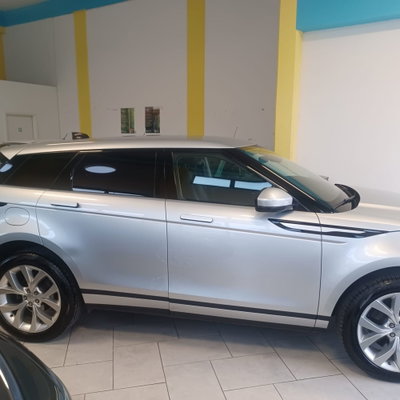 Land Rover Range Rover Evoque 2.0D I4-L.Flw 150 CV AWD Auto R-Dynamic (4)