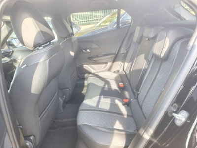 Peugeot 2008 PureTech 100 S&S Allure Pack (16)