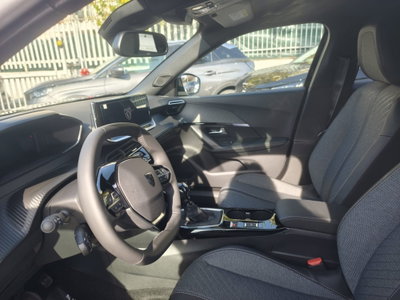 Peugeot 2008 PureTech 100 S&S Allure Pack (8)