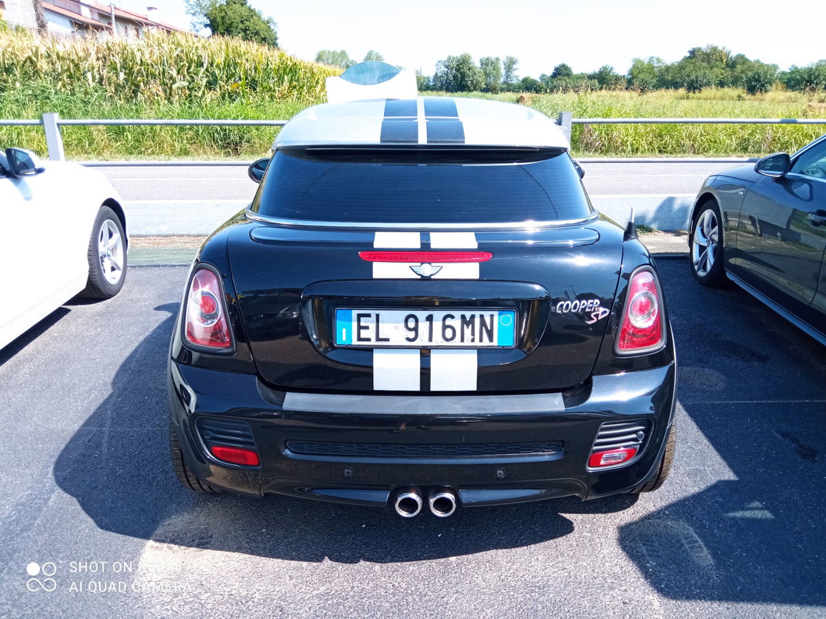 MINI Mini Coupé 2.0 Cooper SD Coupé (2)