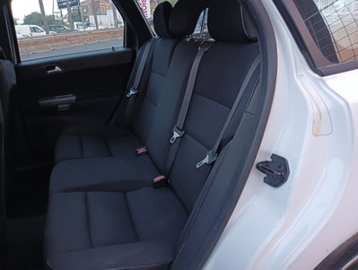 Volvo V50 D4 Geartronic Kinetic (12)