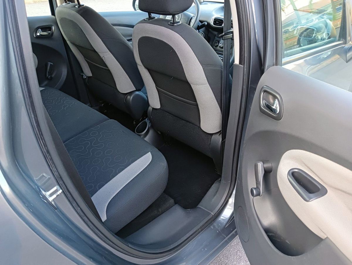 Citroen C3 Picasso 1.6 HDi 90 Seduction (12)