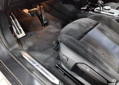 BMW Serie 1 116d 2.0 116CV cat 5 porte Attiva DPF (18)