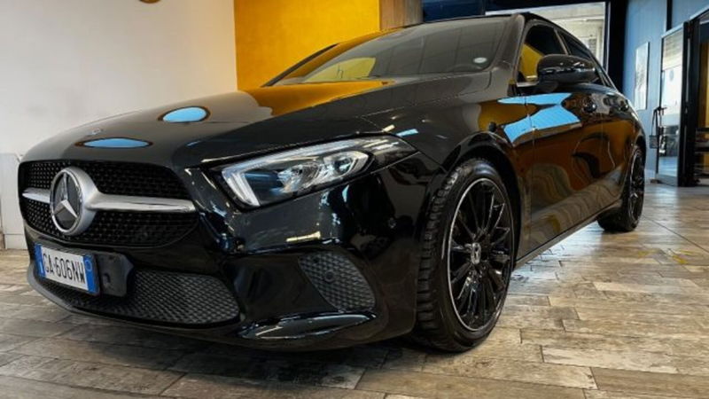 Mercedes-Benz Classe A Sedan 180 d 4p. Premium