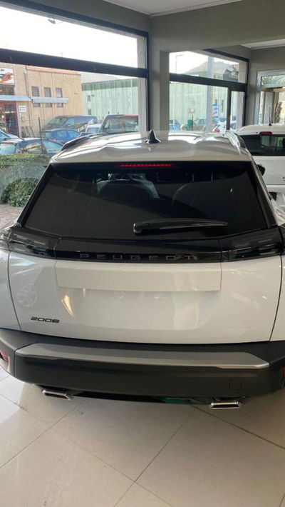 Peugeot 2008 1.2 puretech Allure s&s 130cv eat8 nuova