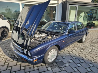 Jaguar Sovereign 4.0 cat automatic (8)