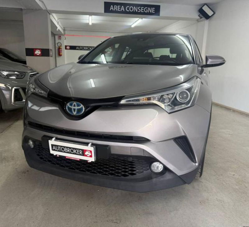 Toyota Toyota C-HR 1.8 Hybrid E-CVT Trend
