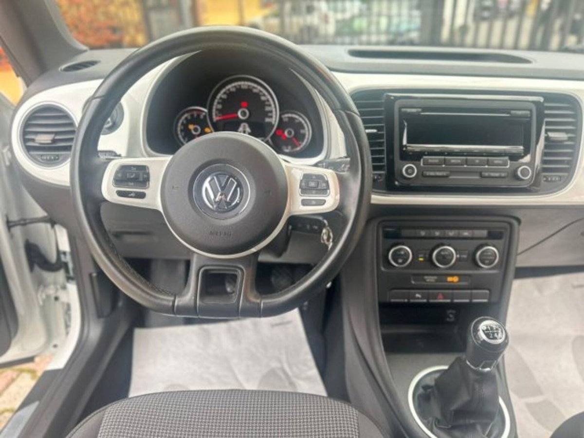 Volkswagen Maggiolino 1.2 TSI Design (8)