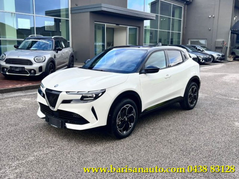 Alfa Romeo Junior 1.2 ibrida Q4 Intensa 145cv edct6