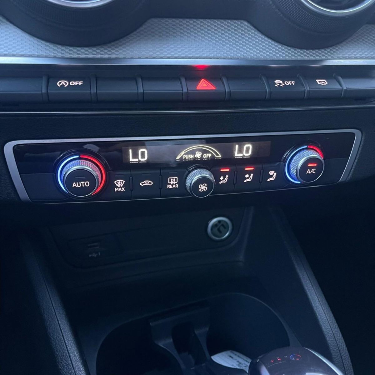 Audi Q2 Q2 30 TDI S tronic Business (7)