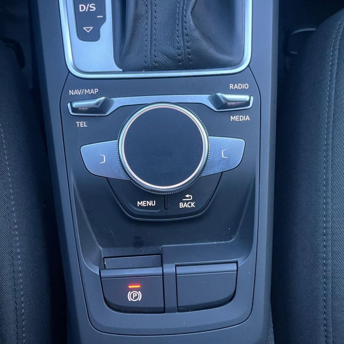 Audi Q2 Q2 30 TDI S tronic Business (8)
