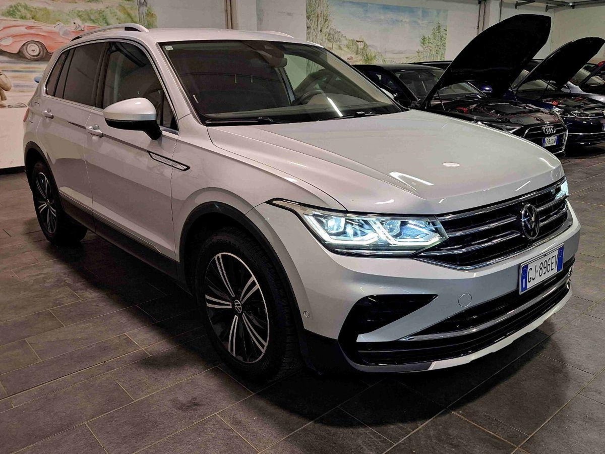 Volkswagen Tiguan Allspace 2.0 TDI SCR DSG 4MOTION Advanced BMT (2)